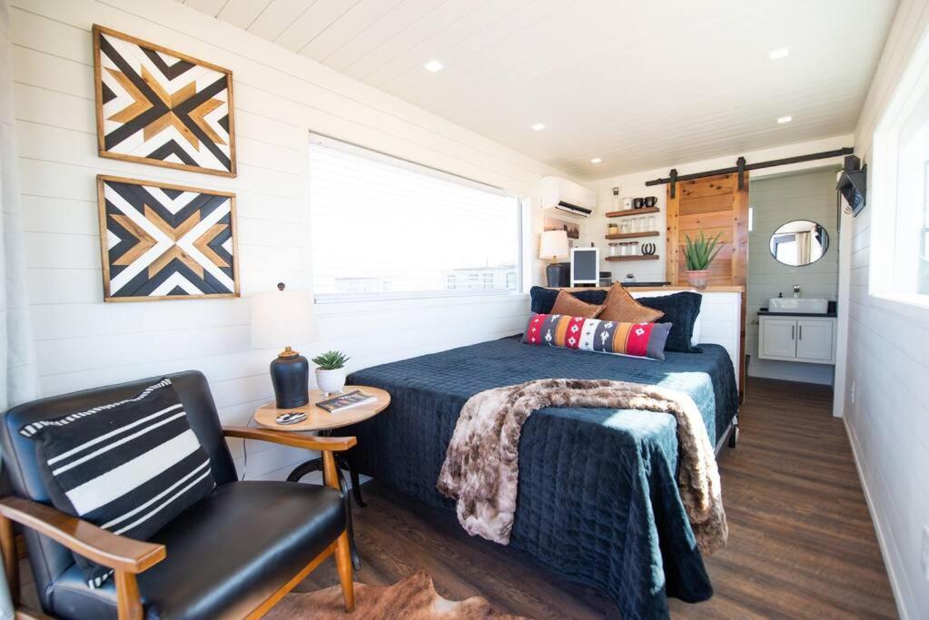 New The Buffalo-Shipping Container In Alpine Εξωτερικό φωτογραφία